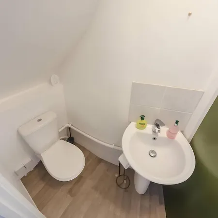 Holiday home Family-friendly 4-bedroom Retreat In -ideal For Contractors And Work