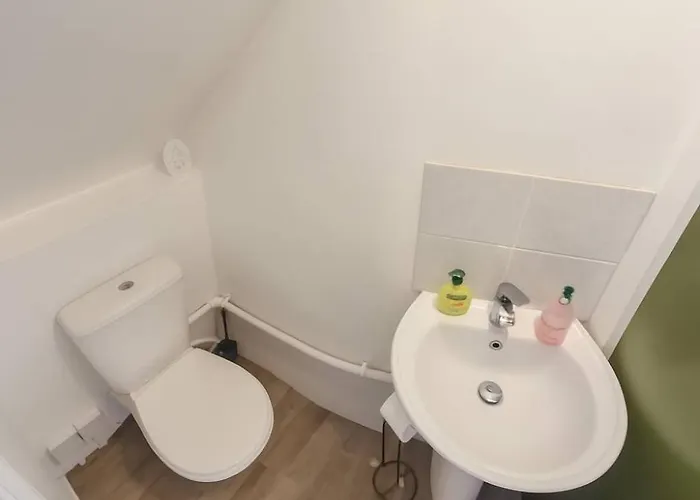 Prázdninový dům Family-friendly 4-bedroom Retreat In -ideal For Contractors And Work