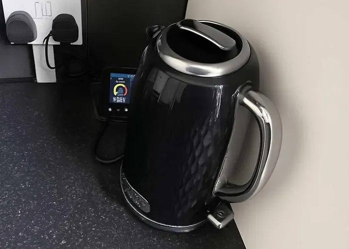 Prázdninový dům Family-friendly 4-bedroom Retreat In -ideal For Contractors And Work Bristol